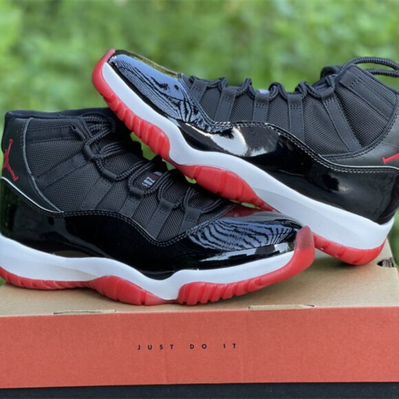 JORDAN 11 BRED